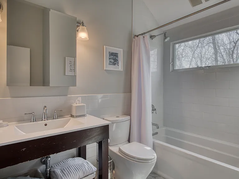 52 Settlers Landing Ln — Photo 10