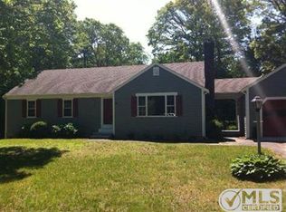 25 Valley Brook Rd, Centerville, MA 02632