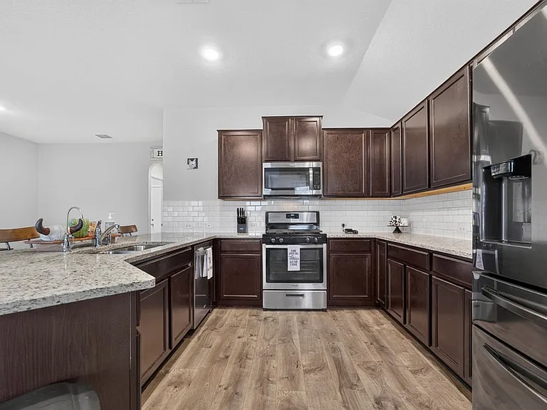 13512 Boothe Grv — Photo 8