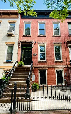 571 Mac Donough Street #3