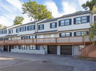 11 Tuttle St APT 9, Stamford, CT 06902