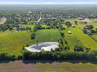 3850 SE Doc Henry Rd, Lees Summit, MO 64082