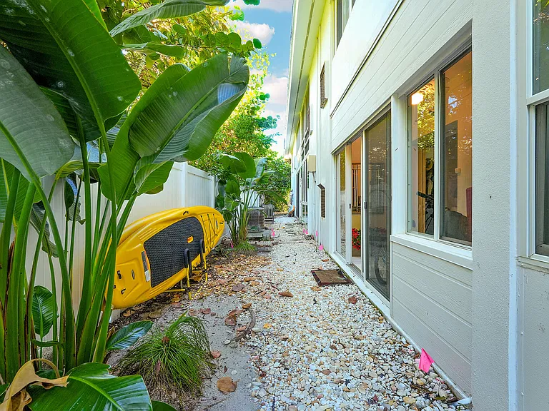 5505 N Ocean Blvd #3-103 — Photo 17