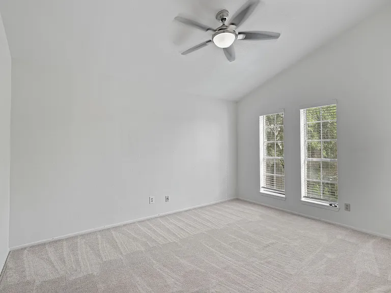 2406 Capitan Dr #D — Photo 11