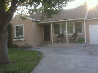 6853 Quakertown Ave, Winnetka, CA 91306