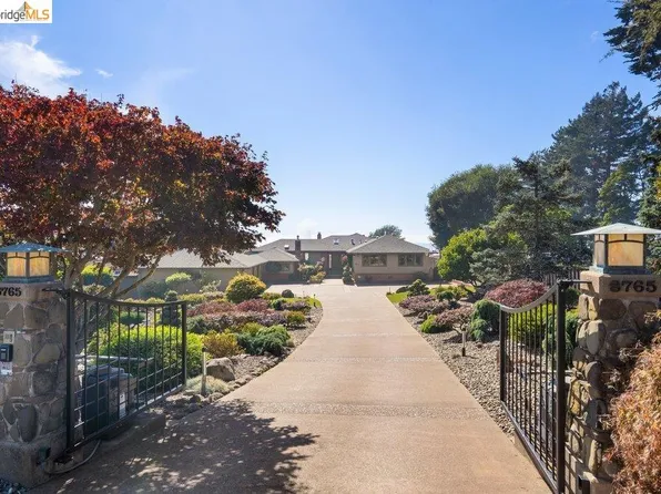 8765 Terrace Dr, El Cerrito, CA 94530