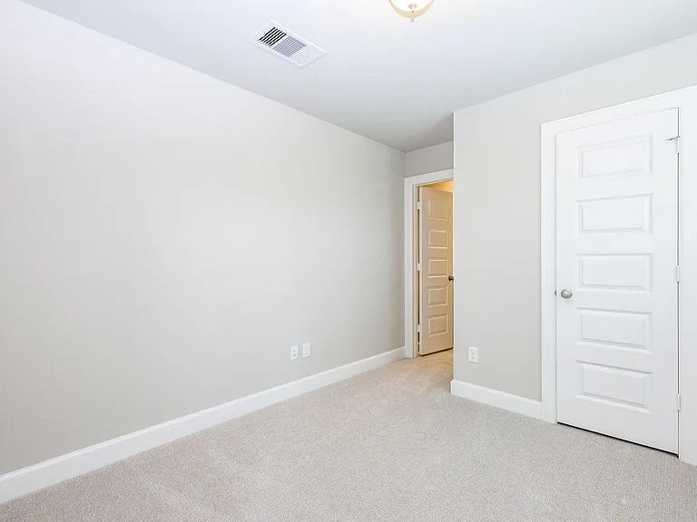 3018 Tres Olive Dr — Photo 2