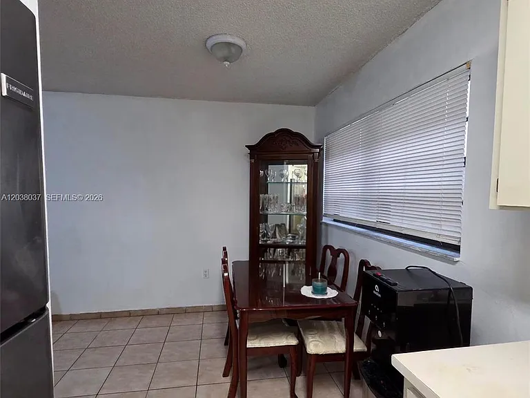 2560 W 60th St #104 — Photo 11