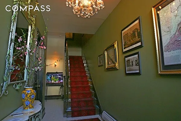 Rented by Compass | media 23