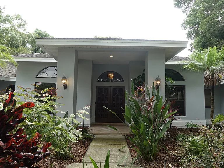 2939 Chancery Ln — Photo 2