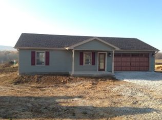 9 Brownfield Ln, Uniontown, PA 15401