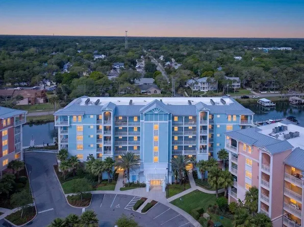 3 Riverwalk Dr #202, New Smyrna Beach, FL 32169