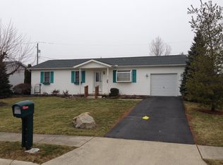 135 Danbury Rd, West Jefferson, OH 43162