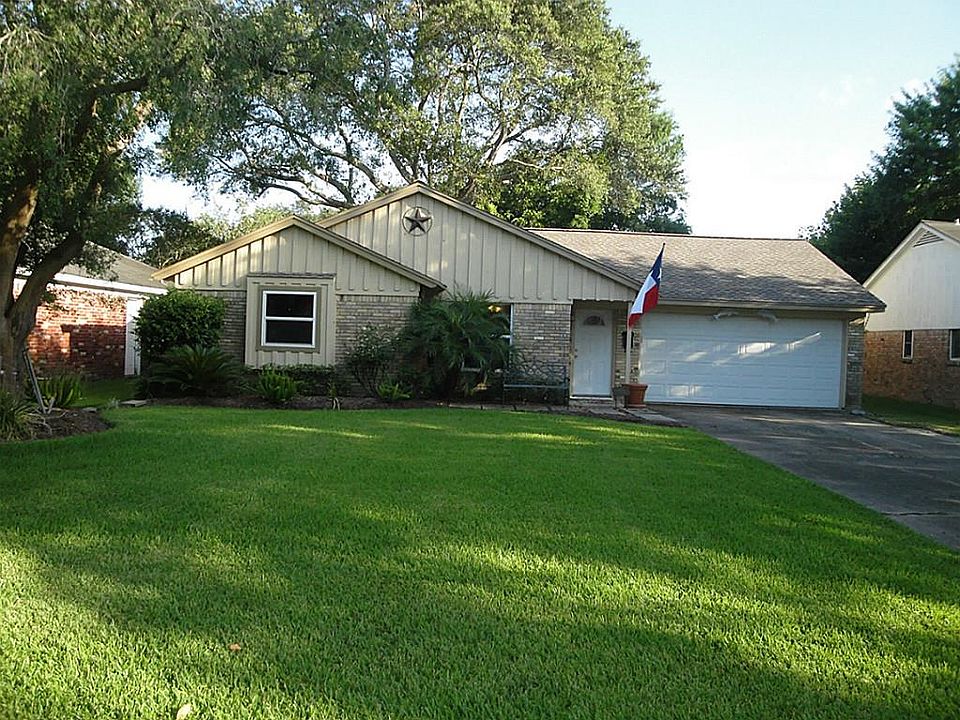 1st image of 1813 Dolphin Dr