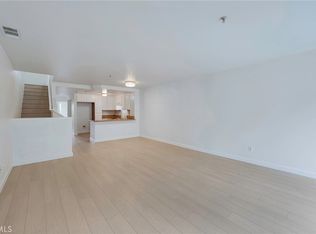 1211 E Carson St APT 27, Carson, CA 90745