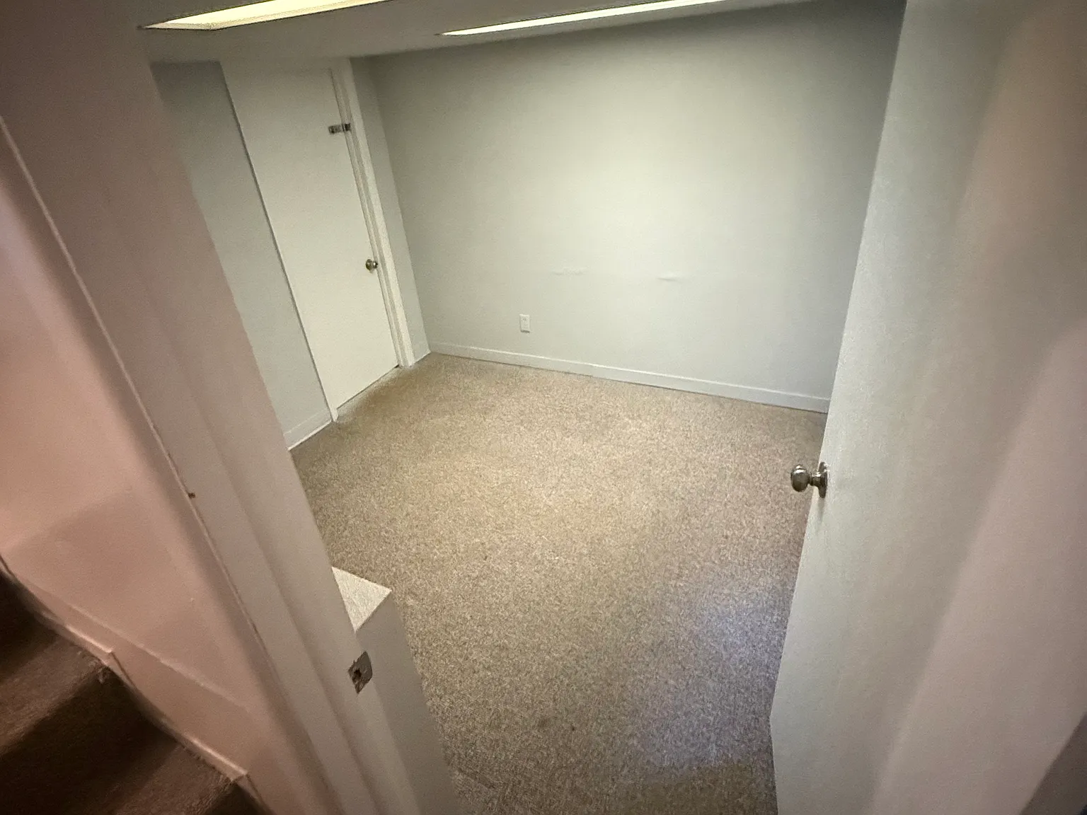 3 bed, 1.5 bath, 1525 sqft, $2,400 — Photo 3