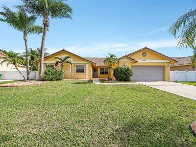 5010 King Arthur Ave, Davie, FL, 33331