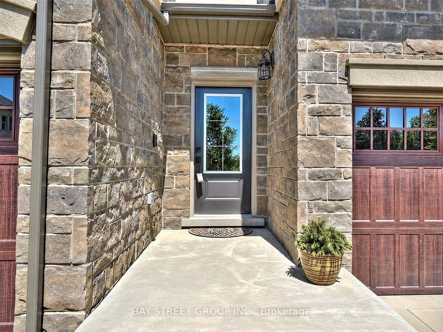 2 bed, $3,250 — Photo 3
