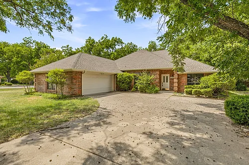 6023 Melrose Cir Photo 1