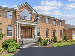 9309 Bells Mill Rd, Potomac, MD 20854