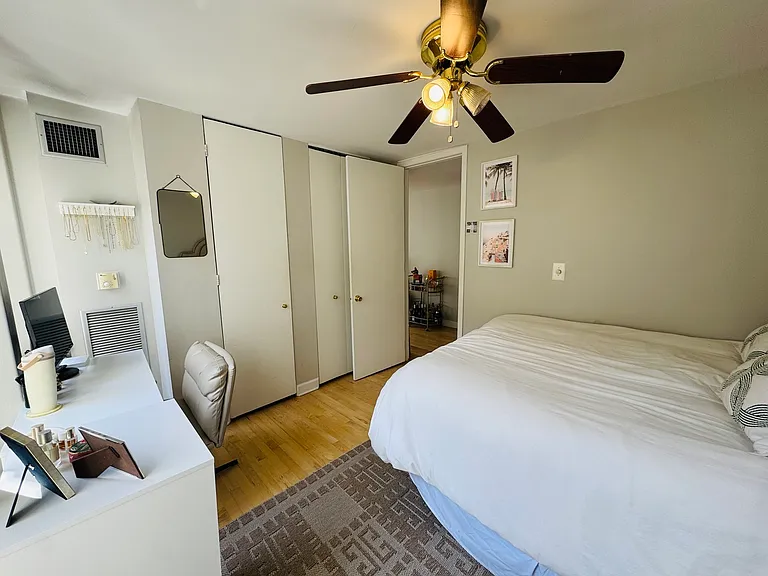 100 E Walton St #14F — Photo 10
