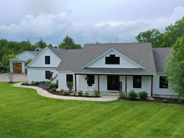 1366 Essex Street, Bangor, ME 04401