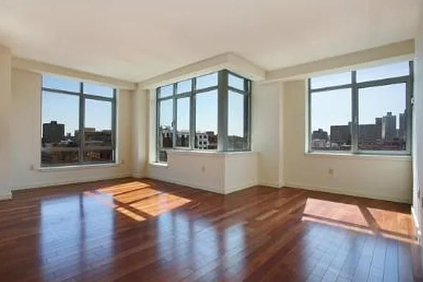 Rented by Corcoran | media 28
