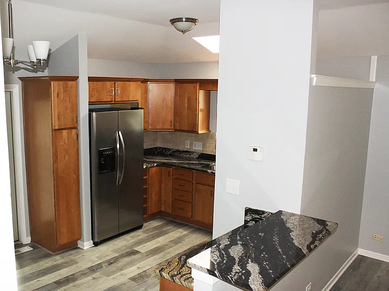 826 River Dr — Photo 5