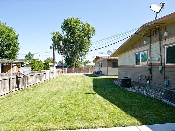 2nd image of 370 S 8th Ave
