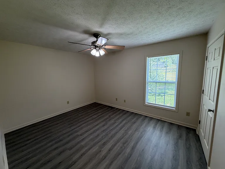 7024 Autumn Dr #7024 — Photo 4