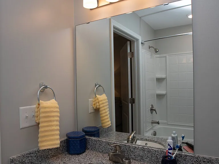 742 Upstate Campus Dr — Photo 46