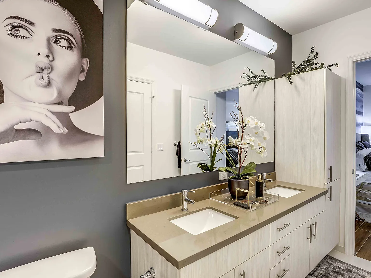 1 bed, 712 sqft, $2,250 — Photo 4