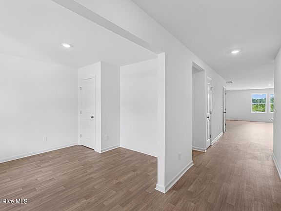 5th image of 4740 Swimming Lane #137