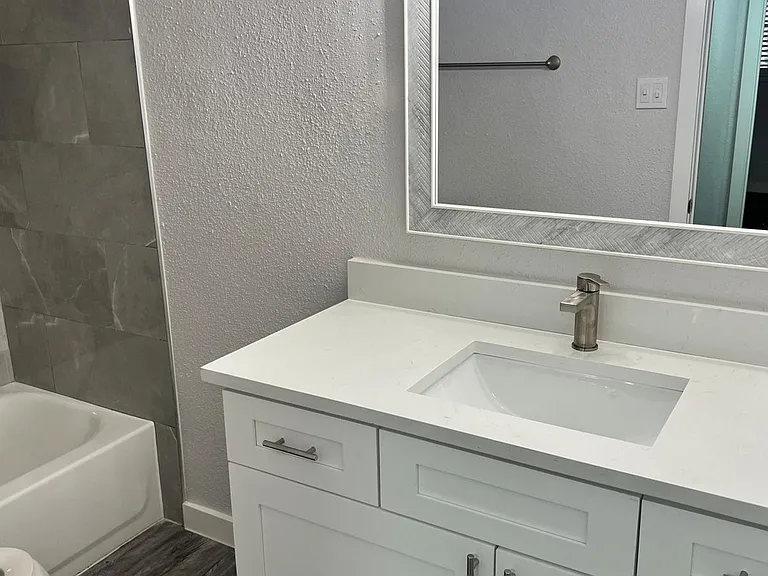 6061 Beverly Hill St — Photo 15
