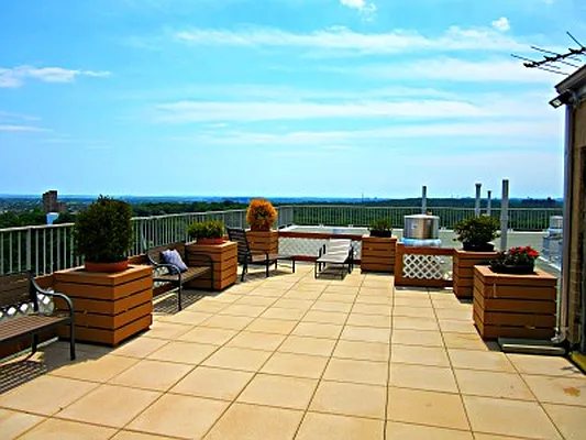 Rented by Anna Pinto Realty | media 40