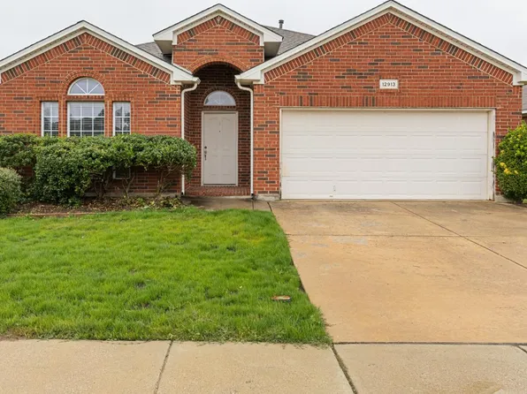 12913 Farmington Dr, Fort Worth, TX 76244