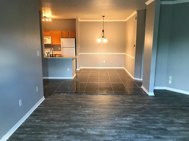 12880 University Cres #3B — Photo 4