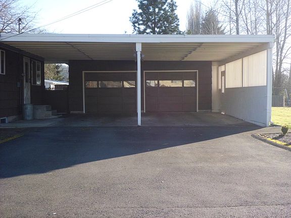2nd image of 111 Cowlitz Dr