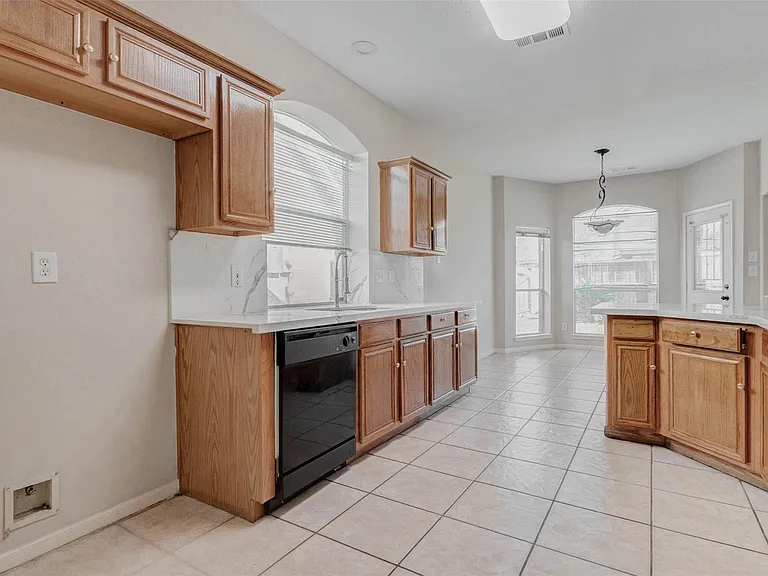 155 Perfidia Dr — Photo 23