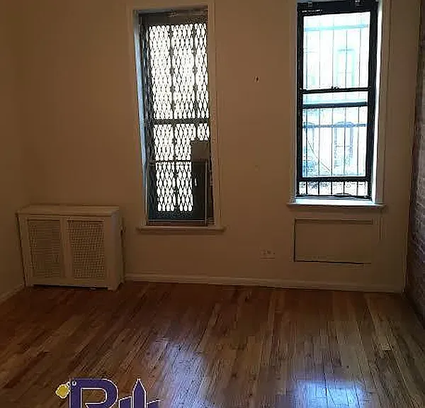 325 E 92nd St #4B — Photo 3
