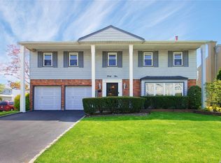 45 Herbert Dr, New Hyde Park, NY 11040