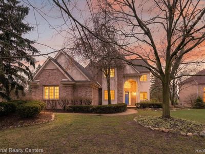 22270 Boulder Dr, Farmington Hills, MI, 48335