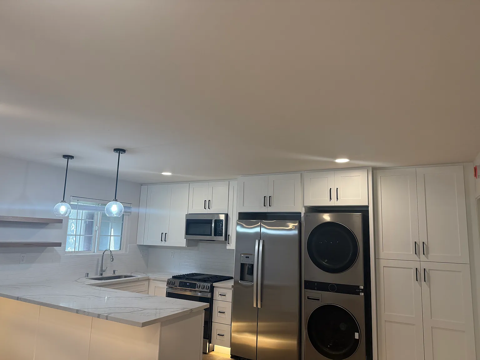 1 bed, 650 sqft, $2,600 — Photo 1