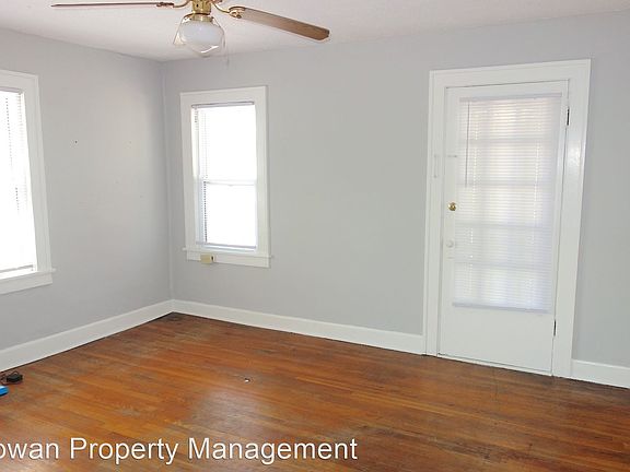 2nd image of 1115 W 41st St APT 2W