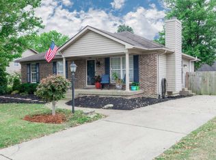 806 Rolling Ridge Cir, Simpsonville, KY 40067