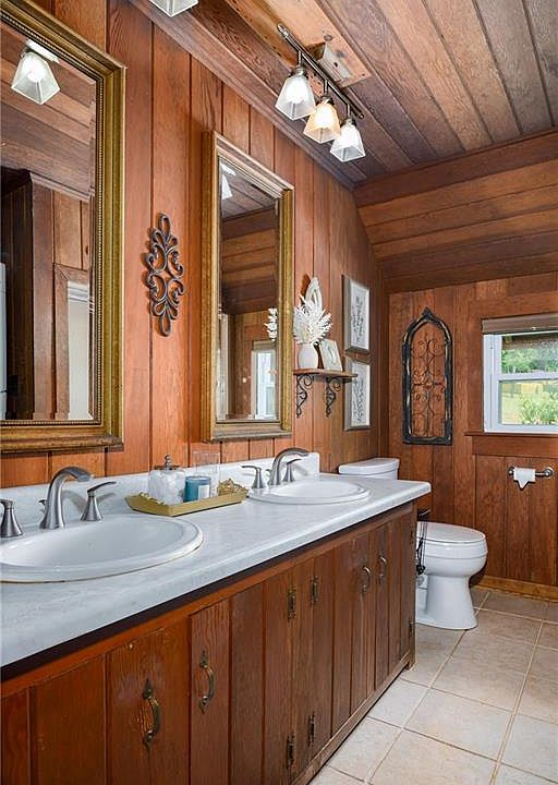 19th image of 7198 Spring Hill Rd