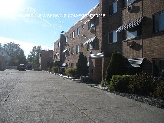 2nd image of 1120 E Erie Ave APT 25
