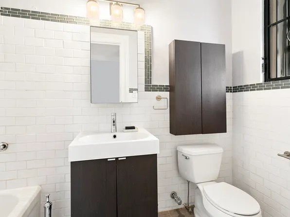 544 West 157th Street image 4 of 5