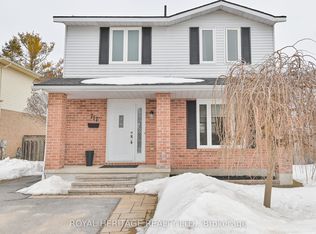 717 Cedarwood Dr, Kingston, ON K7P 1V4