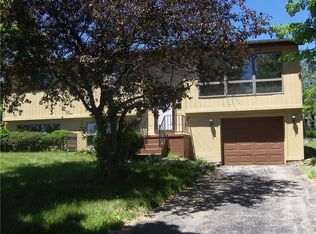 1441 Waterford Rd, Walworth, NY 14568